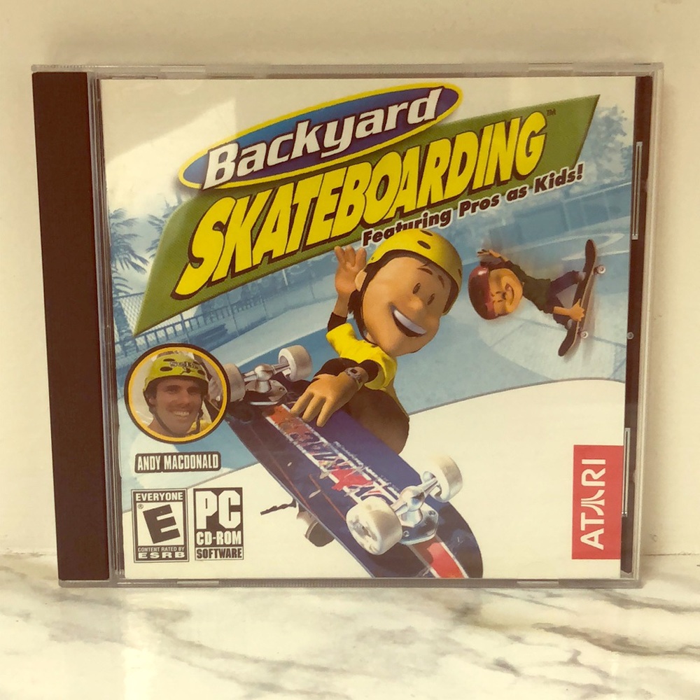 Backyard SkateBoarding 🛹
